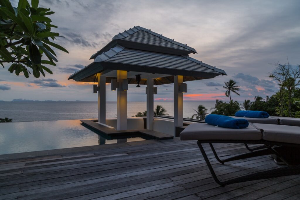 villa firesky cove 24