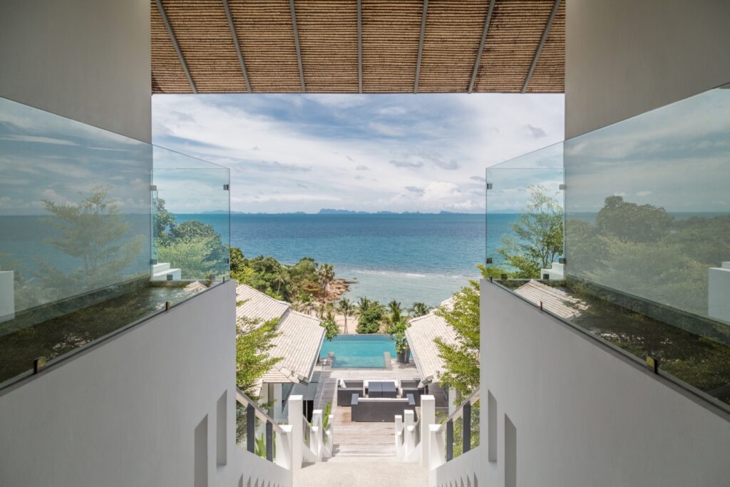 villa firesky cove 6